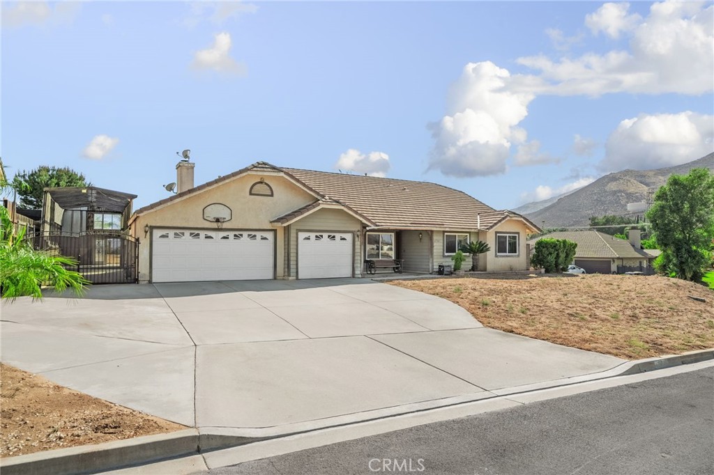 6736 Brenton Street — photo