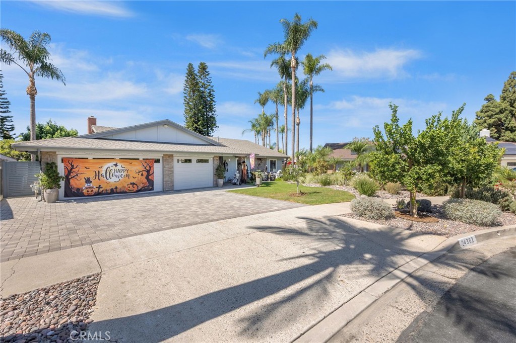 24382 Corta Cresta — photo
