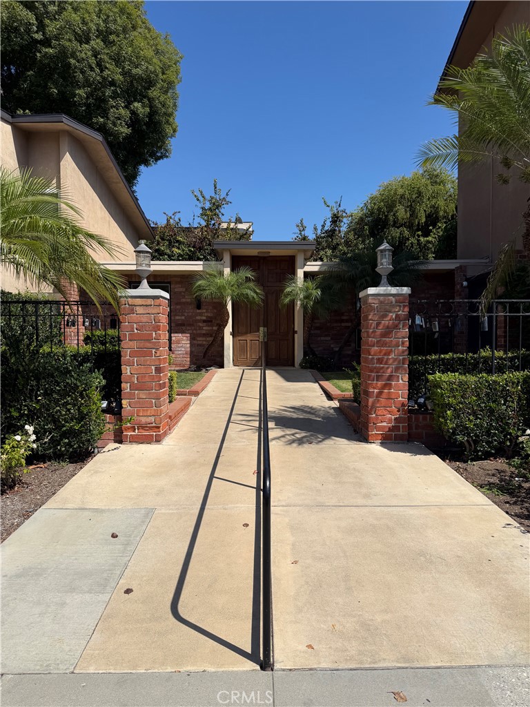 12200 Montecito B103 — photo