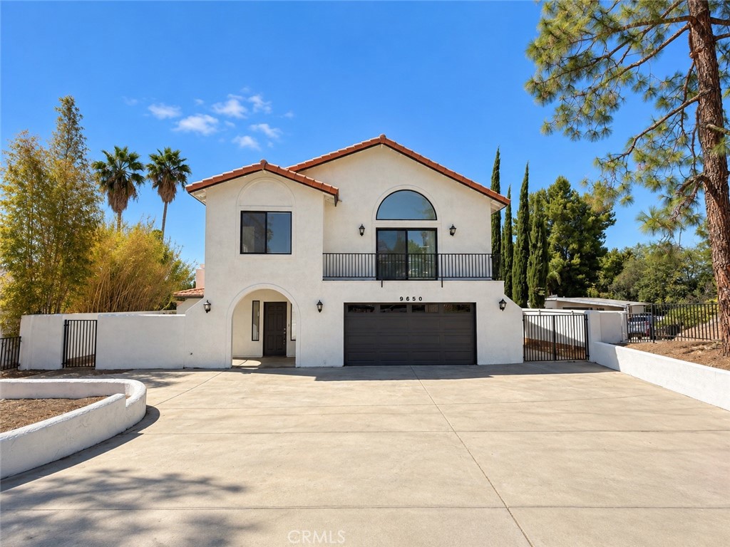 9650 Farmington Drive — photo