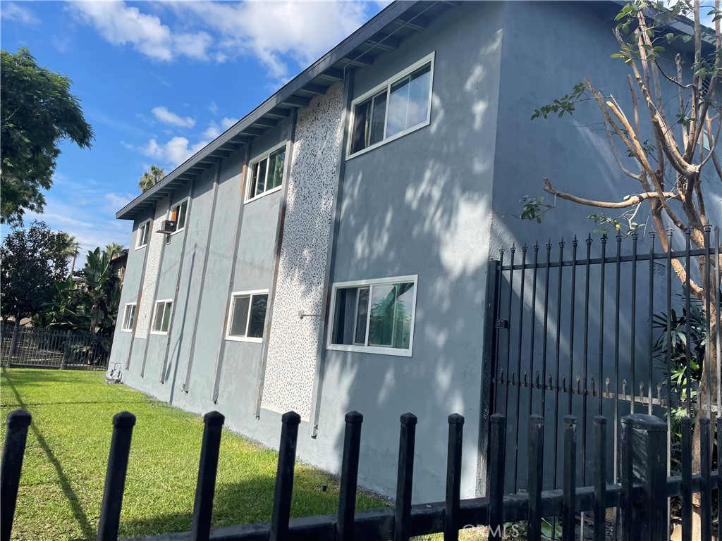129 E Wakefield Avenue 5 — photo