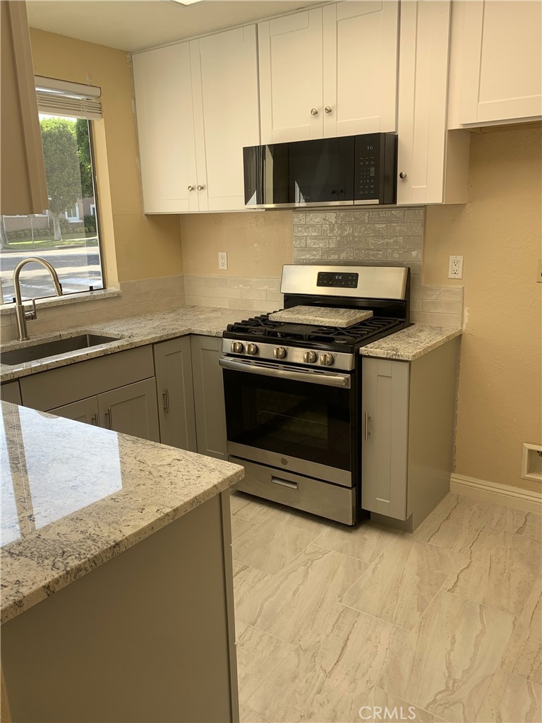 2 Monroe, Irvine, CA 92620 — photo 3