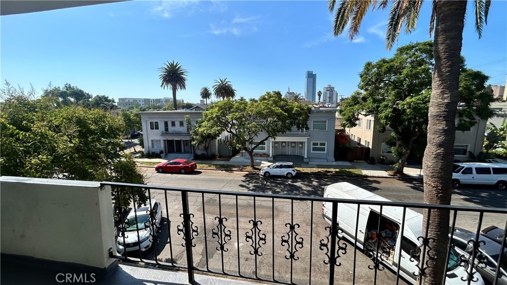 737 E 5th, Long Beach, CA 90802 — photo 2
