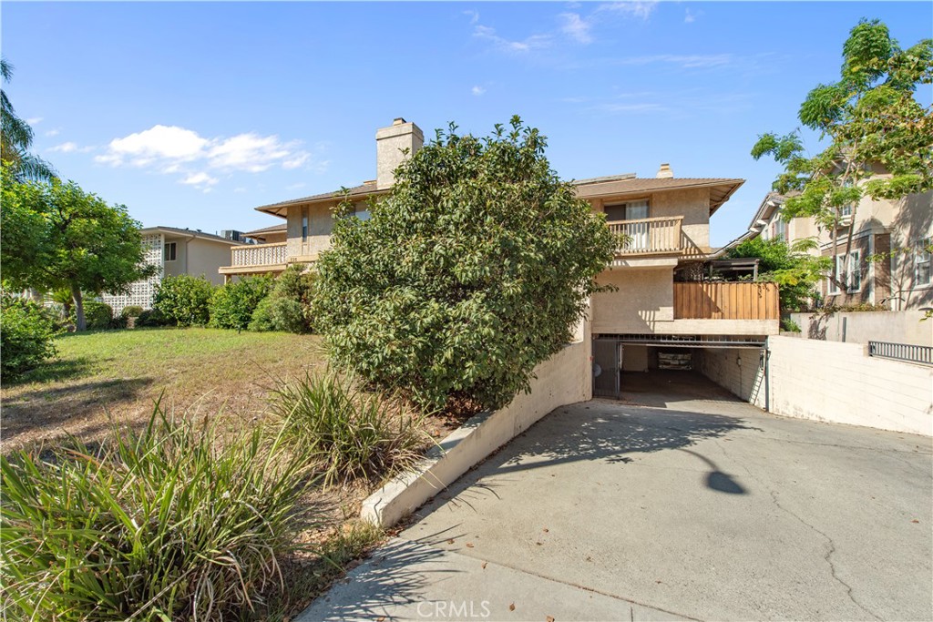 735 Arcadia Avenue Unit L — photo