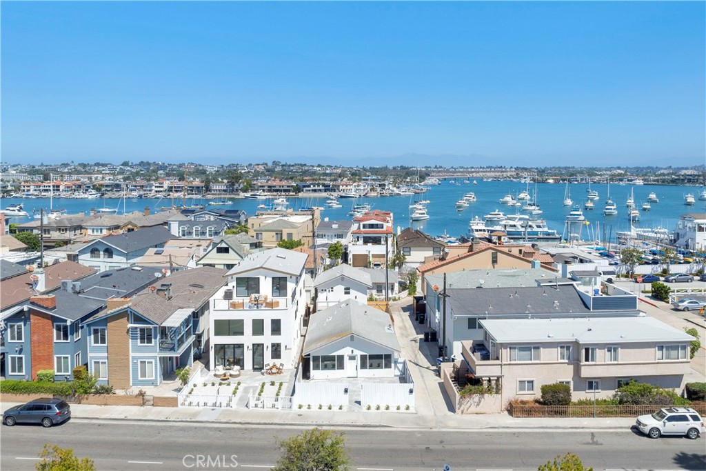 806 W Balboa Boulevard Front — photo