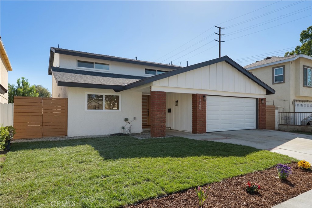 13408 Moore — photo