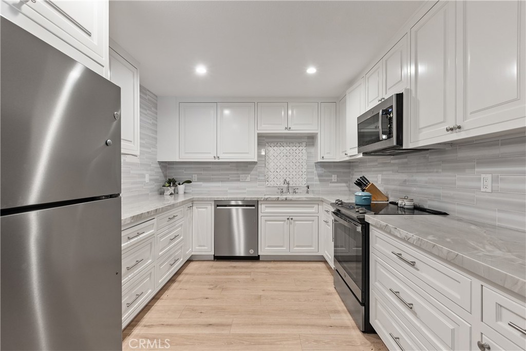 3121 Via Serena N Unit D — photo