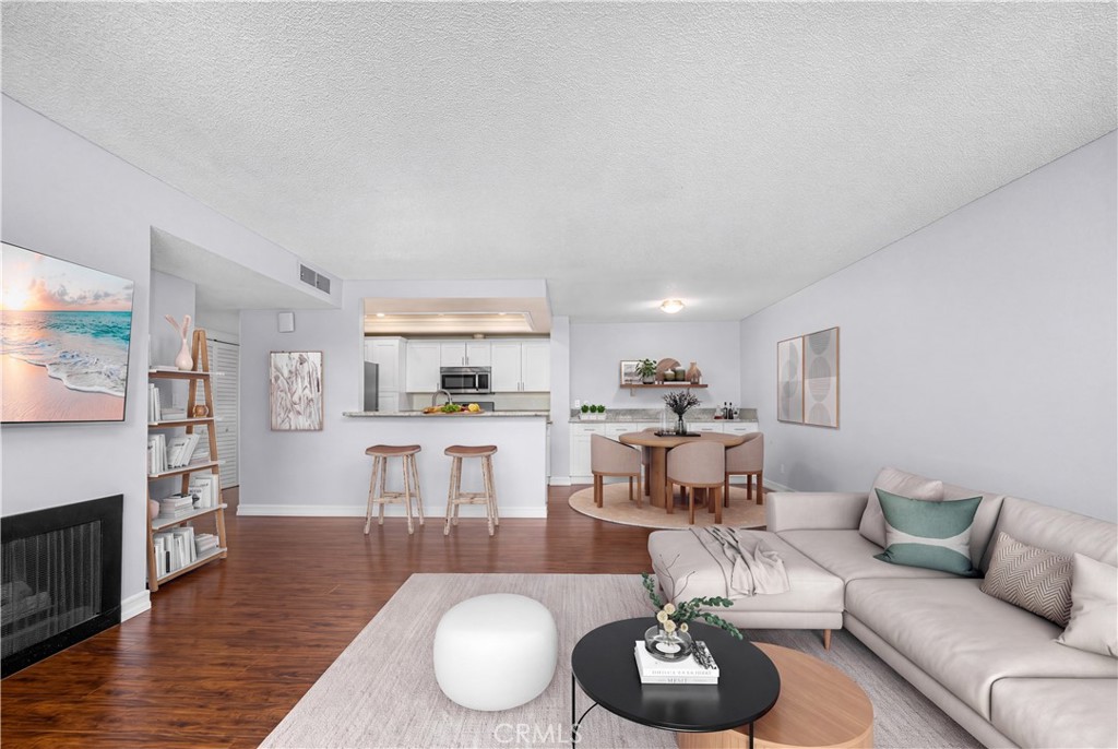 12635 Main Unit 320 — photo