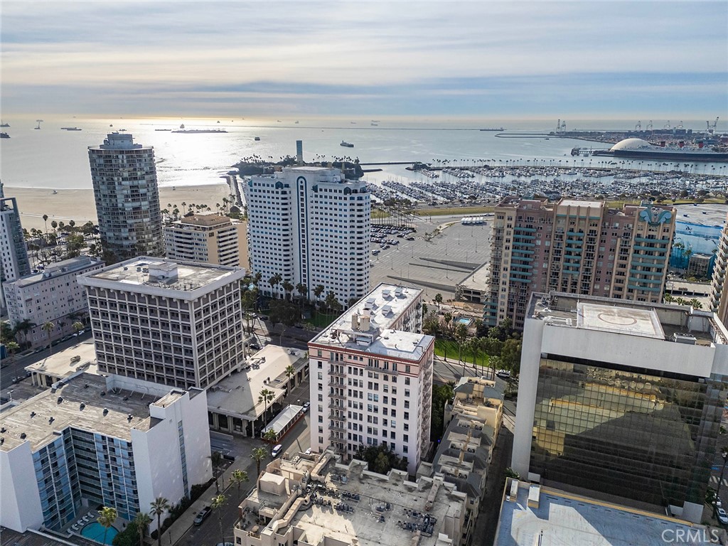 455 E Ocean Blvd Unit 915 — photo