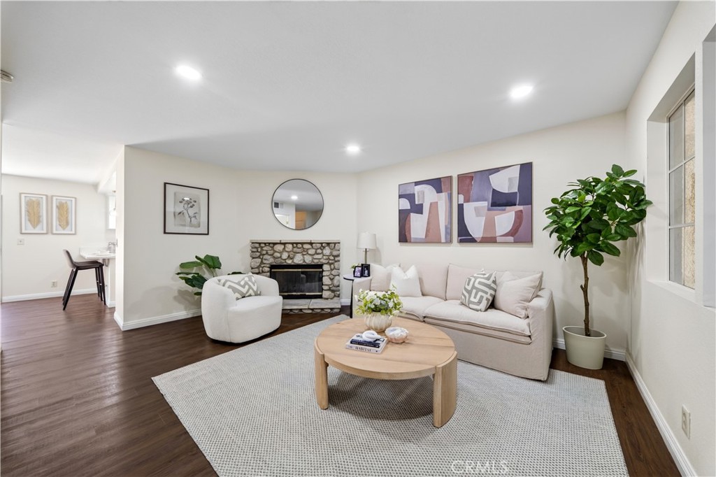 15365 Woodruff Unit 8 — photo
