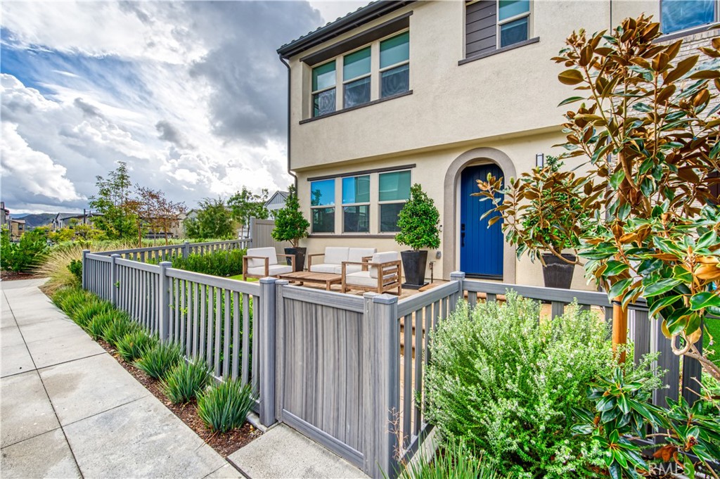 556 Hazel Drive — photo
