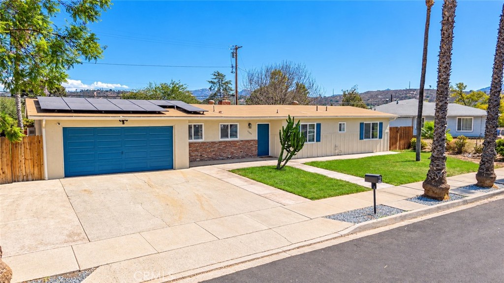 9903 Lindo Lake — photo