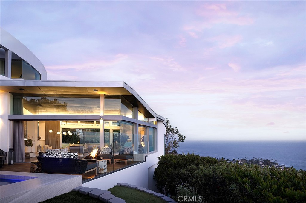 465 Panorama Drive — photo