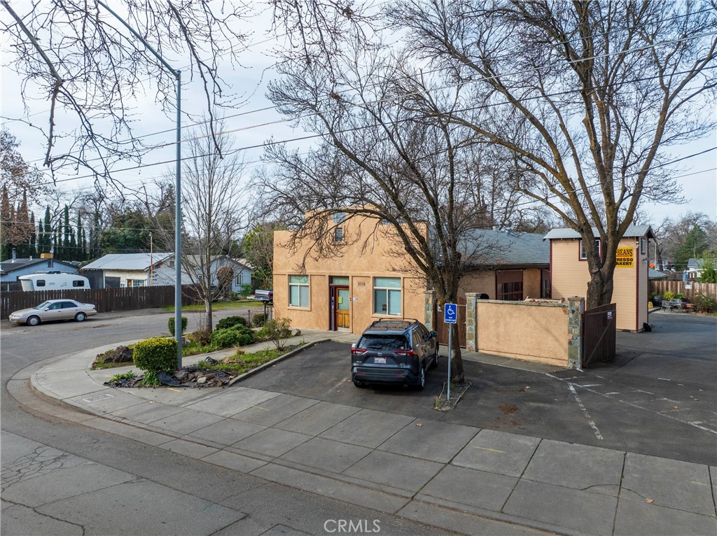 1078 Humboldt — photo
