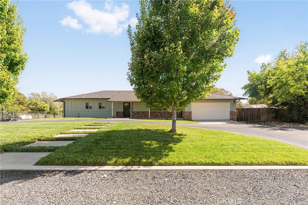 161 Riverview Drive — photo