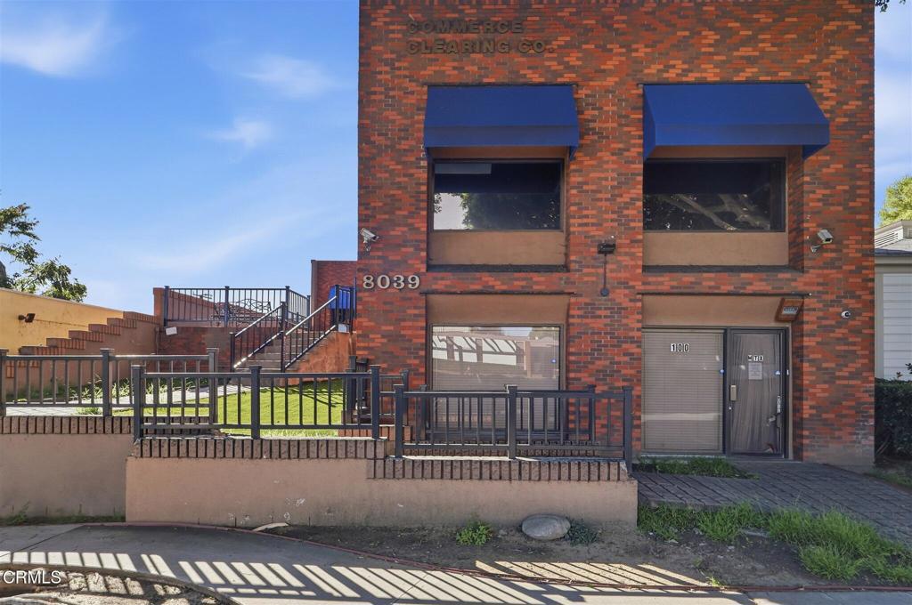 8039 Painter Avenue 202 — photo