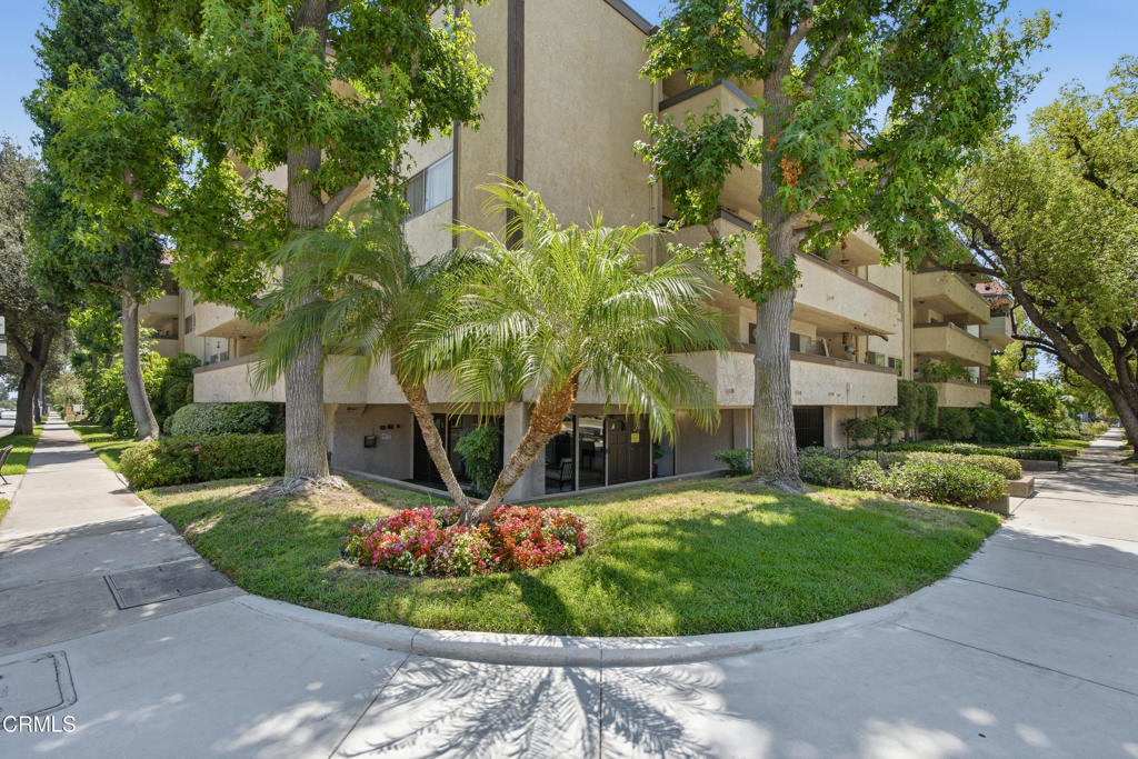 2386 E Del Mar Boulevard 220 — photo
