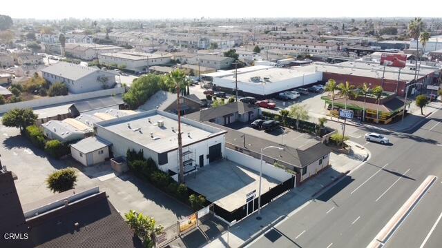 1448 W Rosecrans Avenue — photo