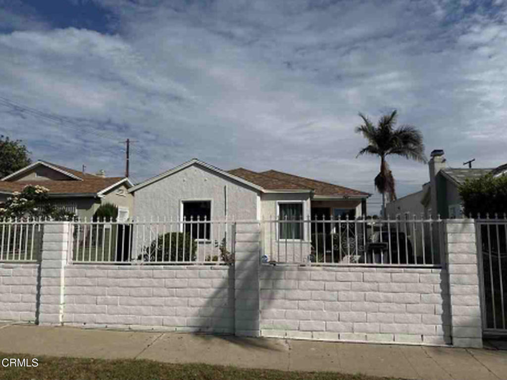 2055 W 80th Street — photo