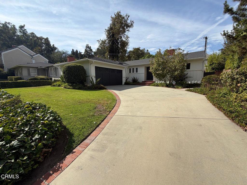 1325 Lomay Place — photo