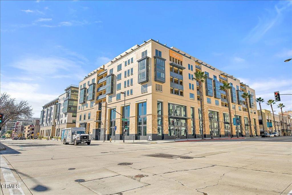 39 S Los Robles Avenue Unit 6006 — photo