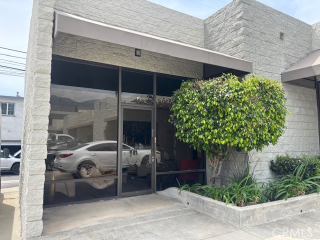 118 La Porte — photo