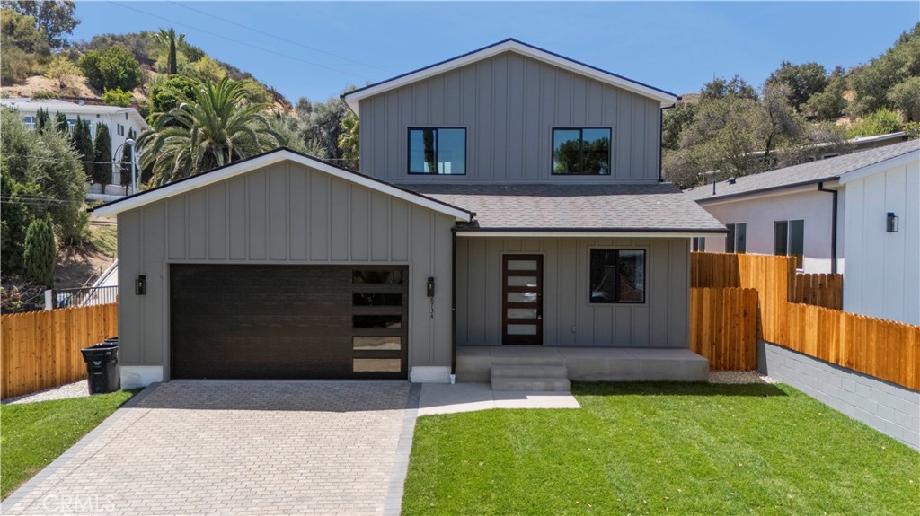 8734 Apperson Street — photo