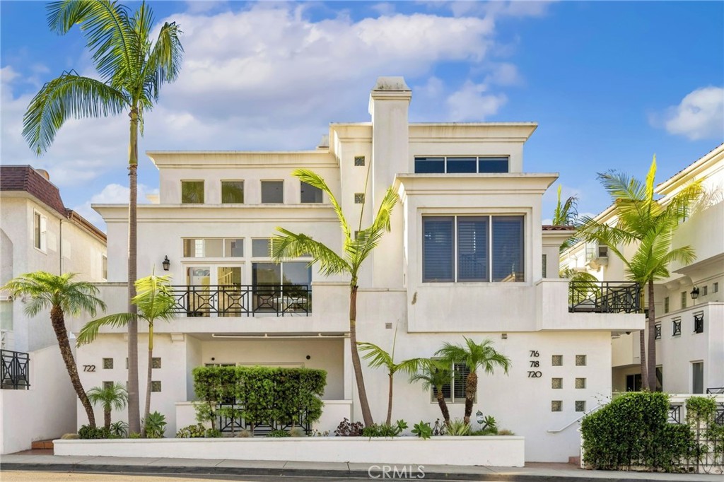 716 Manhattan Beach Boulevard — photo