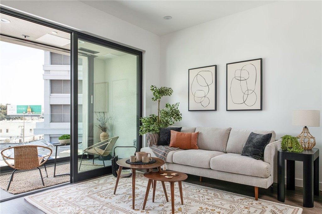118 Astronaut Ellison S Onizuka Street Unit 404 — photo