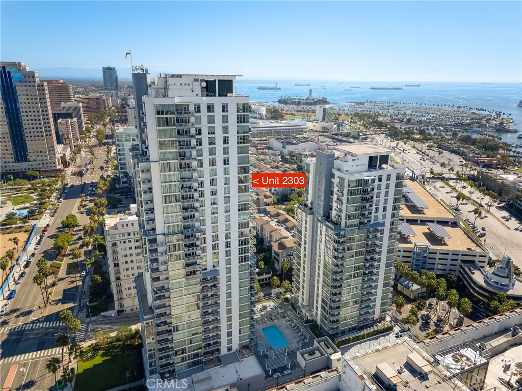 400 W Ocean — photo
