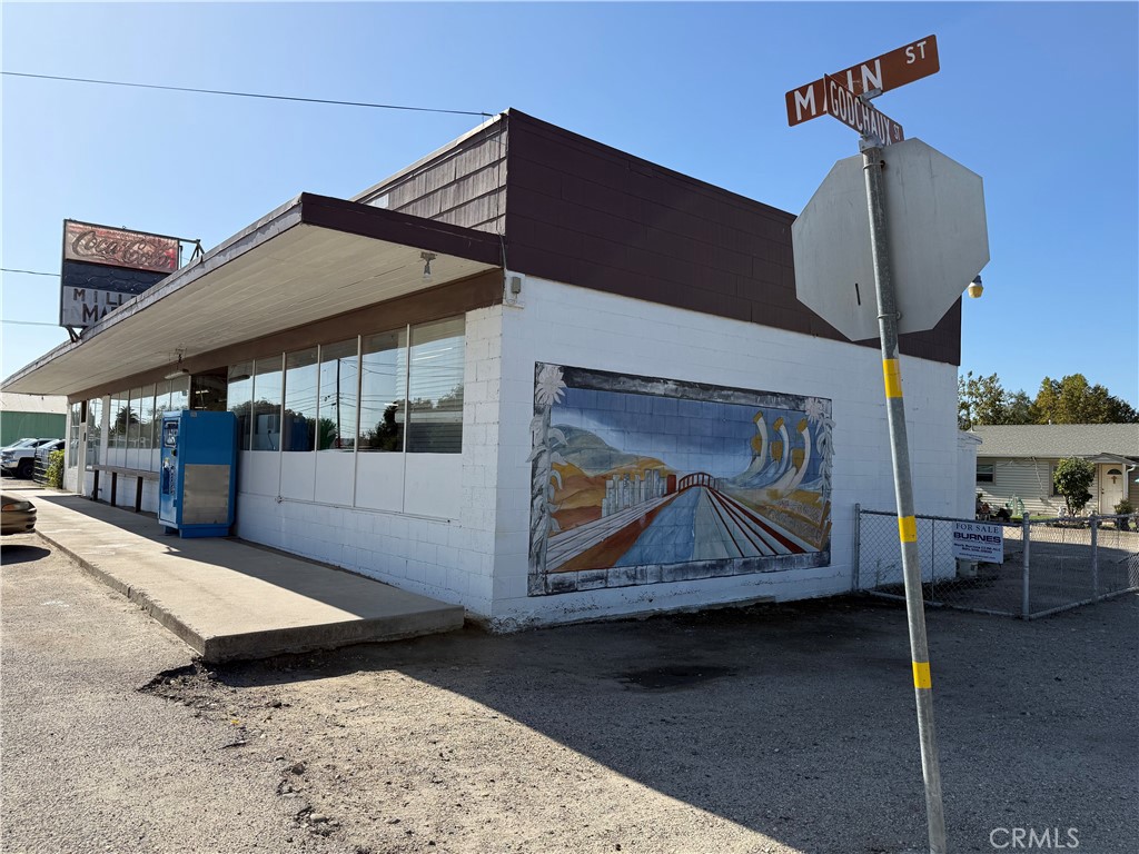 62454 Main Street — photo