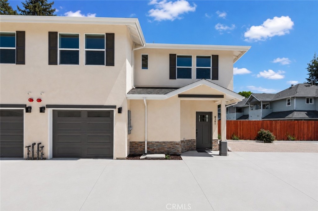 8391 Amapoa — photo