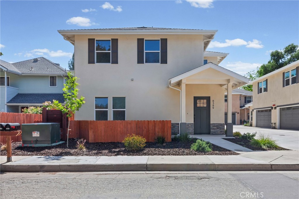 8389 Amapoa — photo