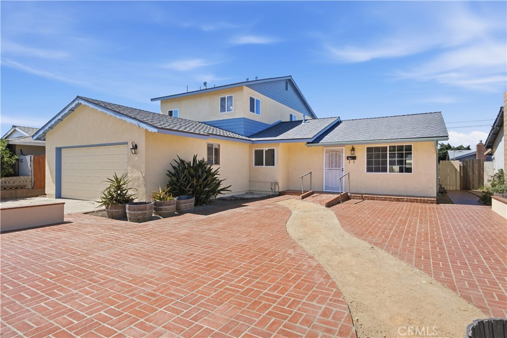 1121 E Lemon, Lompoc, CA 93436 — photo 3