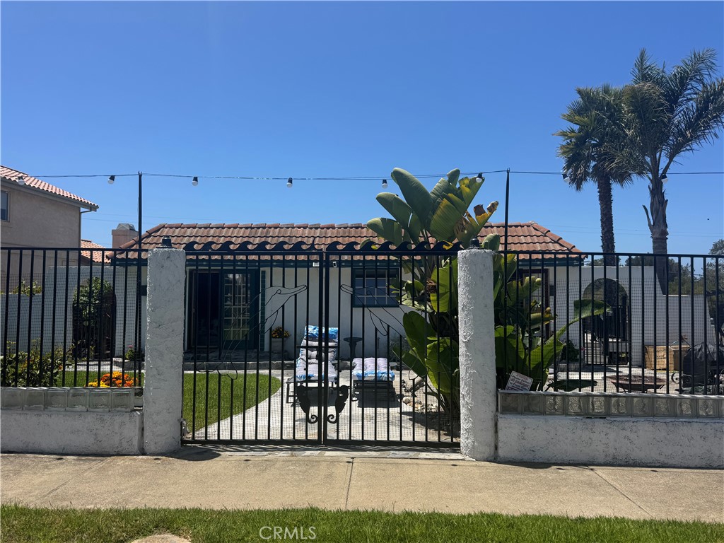 1150 -1154 Pacific — photo