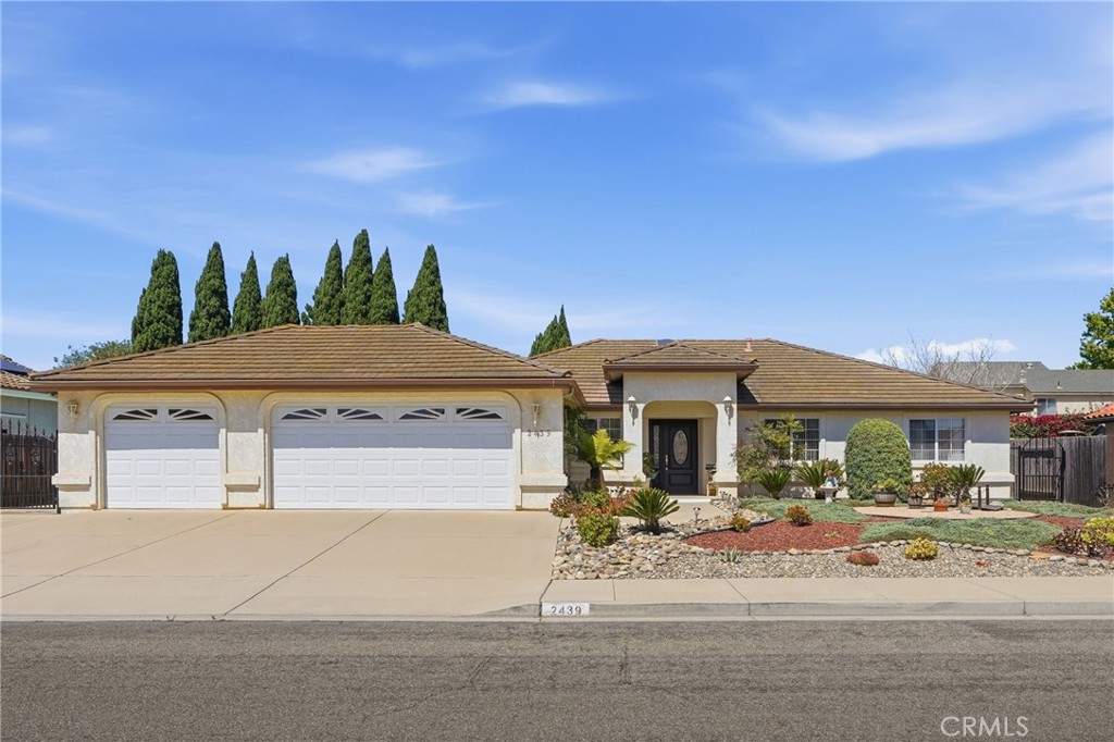 2439 La Costa Drive — photo