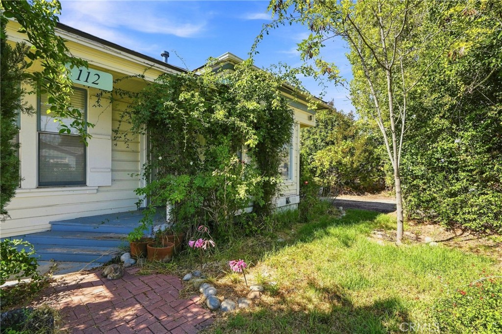 112 W Price — photo