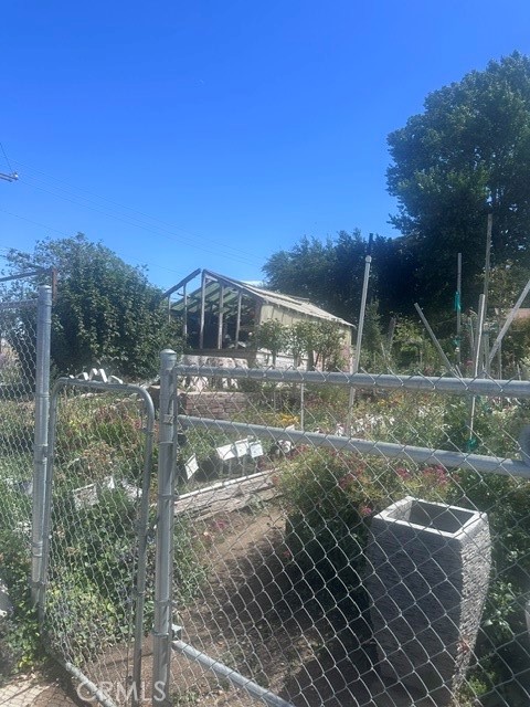 503 S Curry, Tehachapi, CA 93561 — photo 3