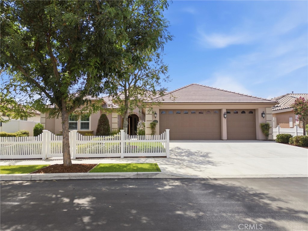 2909 Mandalay Place — photo