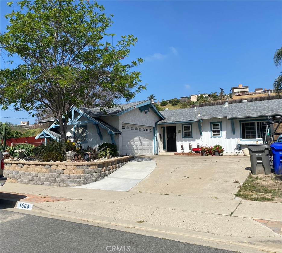 1504 San Altos — photo