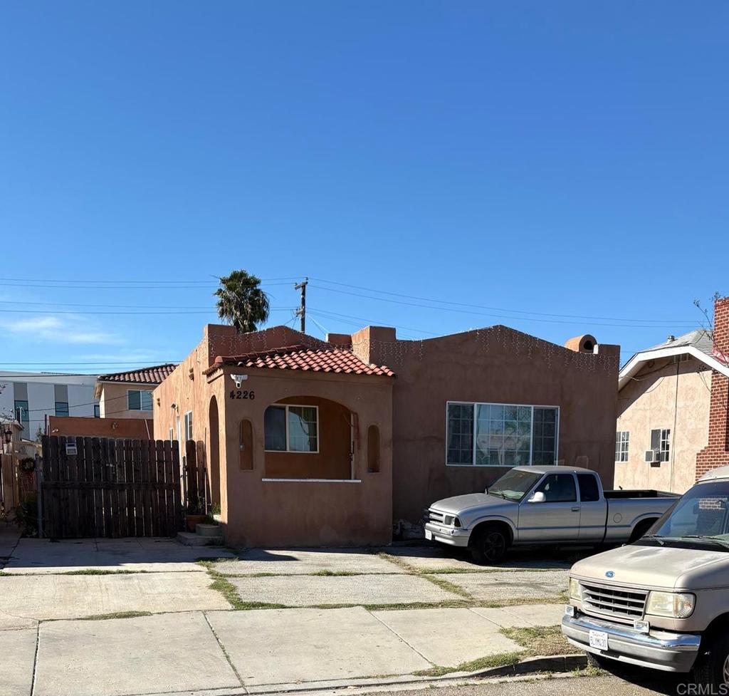 4226 40th Street — photo