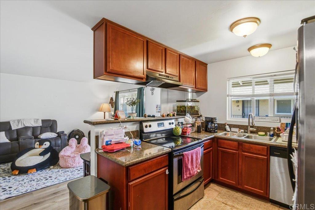 12805 Mapleview St 8 — photo