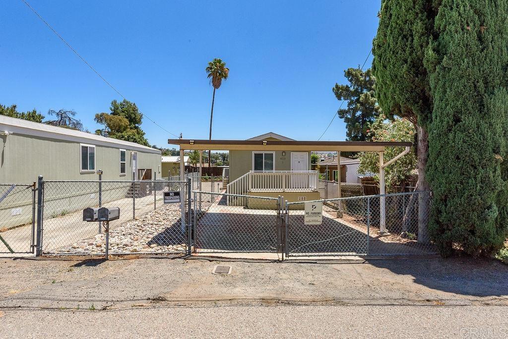 8213 Sunset Road — photo