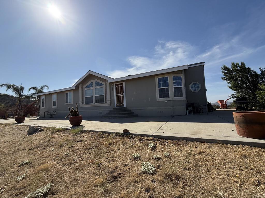 1085 Harris Ranch Road, Potrero, CA 91963