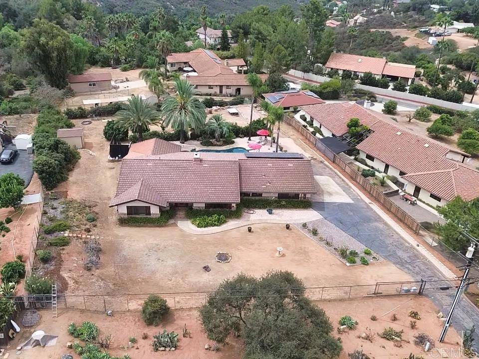 308 La Cresta Heights Rd — photo