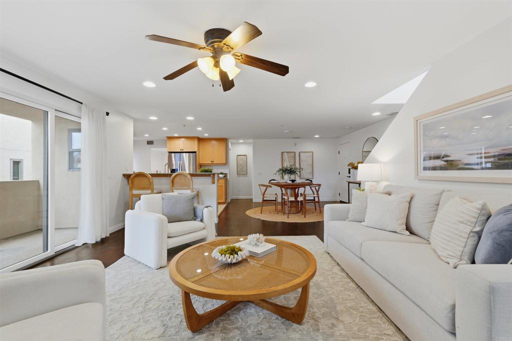 2018 Hornblend St — photo