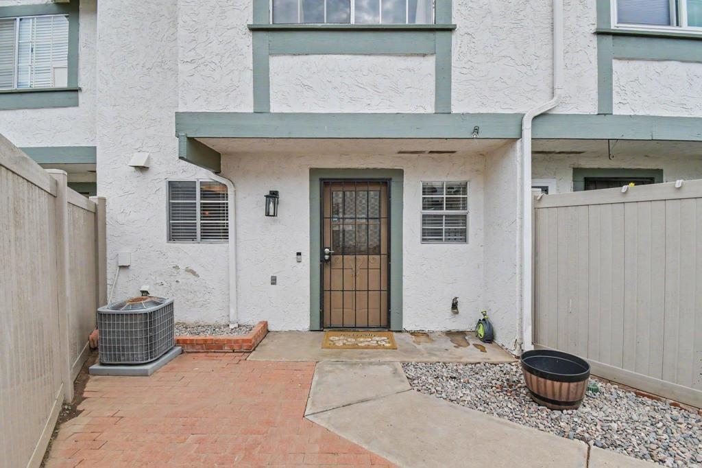 8715 Spring Canyon Dr — photo