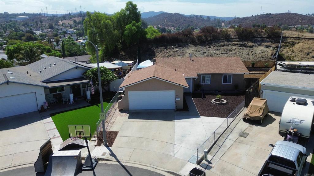 9909 Winchester Way — photo