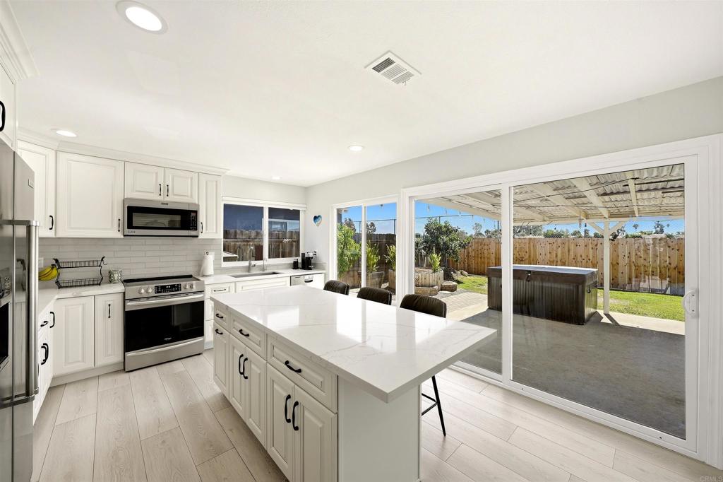 8631 Lepus Road — photo