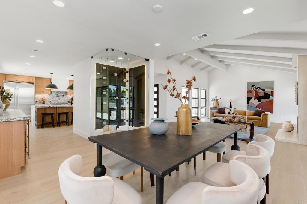 8838 La Jolla Scenic Drive — photo